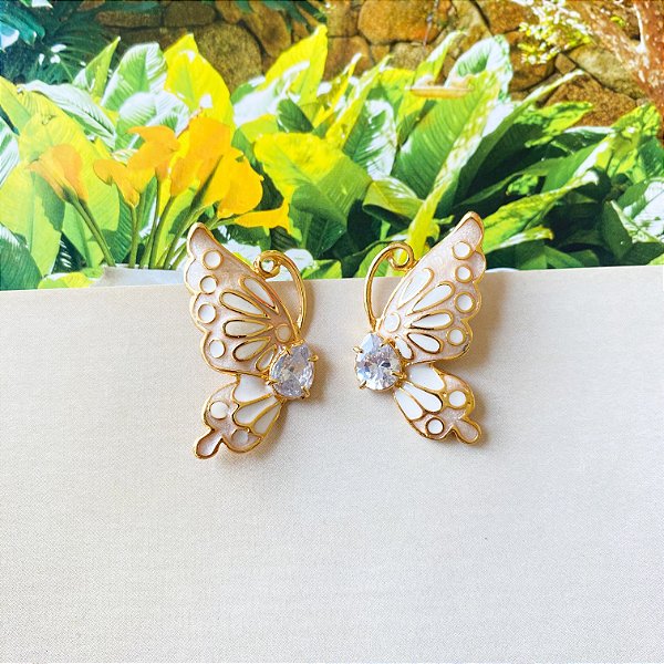 Brinco borboleta lateral detalhe gota em zircônia