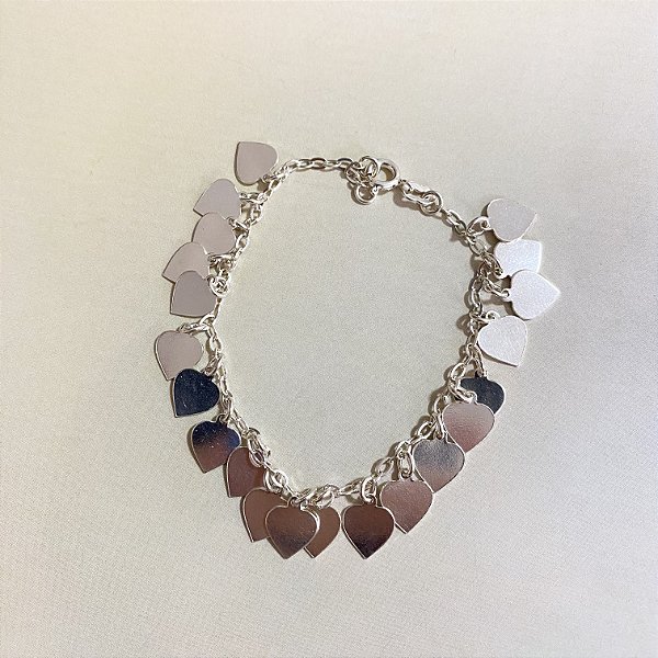 Pulseira corações