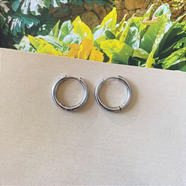 Argolinha lisa em aço inox