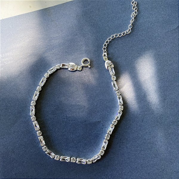 Pulseira riviera em zircônias baguete