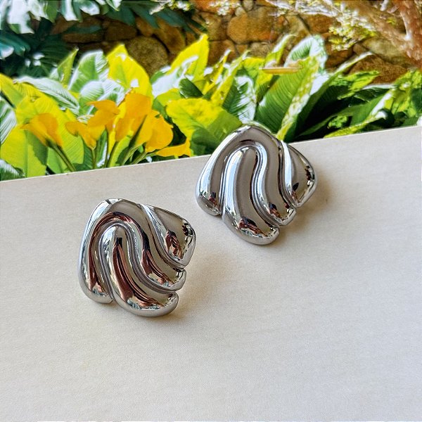 Brinco quadrado ondulado aço inox feminino