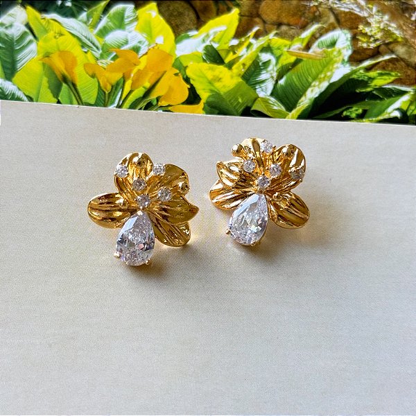 Brinco Flor Banho Ouro Cravejado em Zircônia