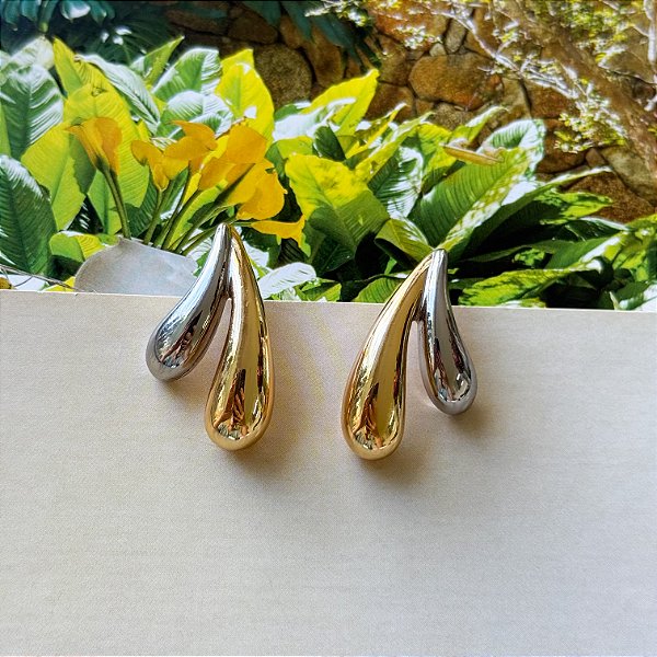 Brinco Gotas Lisas Banho Ouro e Duo Banho