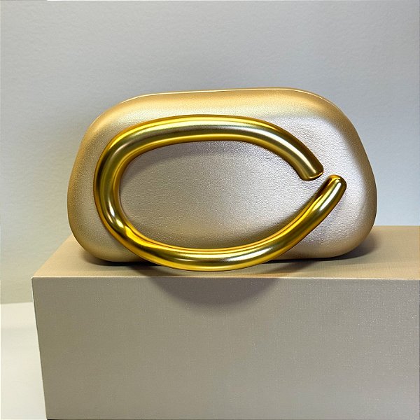 Clutch acetinada detalhe em metal