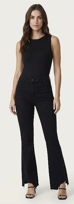 CALÇA FLARE ZOE ONE