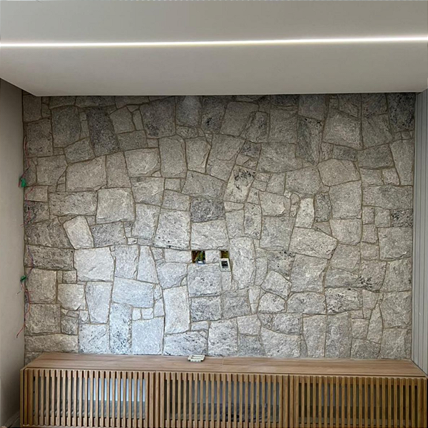 Pedra Madeira Bruta Branca m²