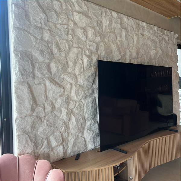 Pedra Moledo Branco neve Selecionada  m²