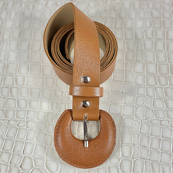 CINTO JULIANA CARAMELO : COURO LEGÍTIMO - LARGURA DO CINTO 2,8CM
