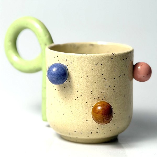 Caneca Bolinhas e Pintinhas