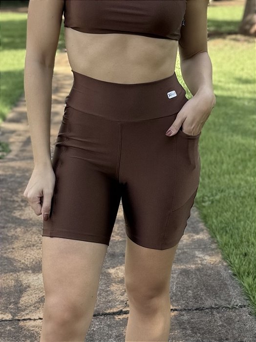 Bermuda Glow com bolsos marrom