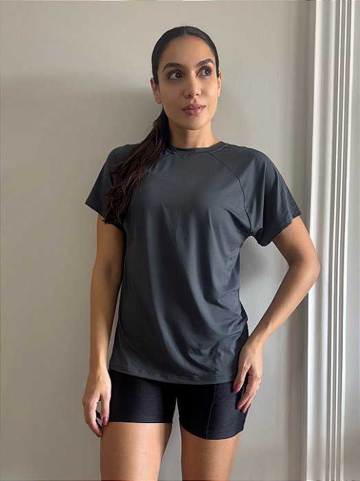 Camiseta Mari cinza escuro