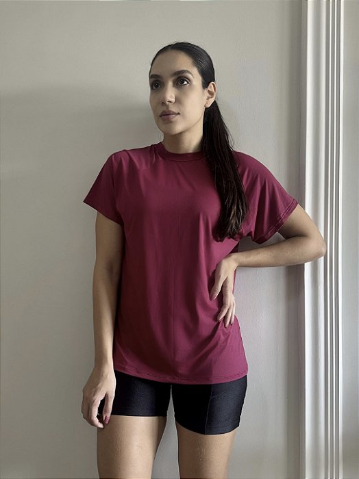 Camiseta Mari vermelho escuro