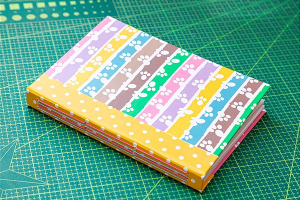 Caderno Capa Dura A5 Patinhas com Miolo Decorado