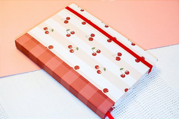 Caderno Capa Dura Pautado Cereja