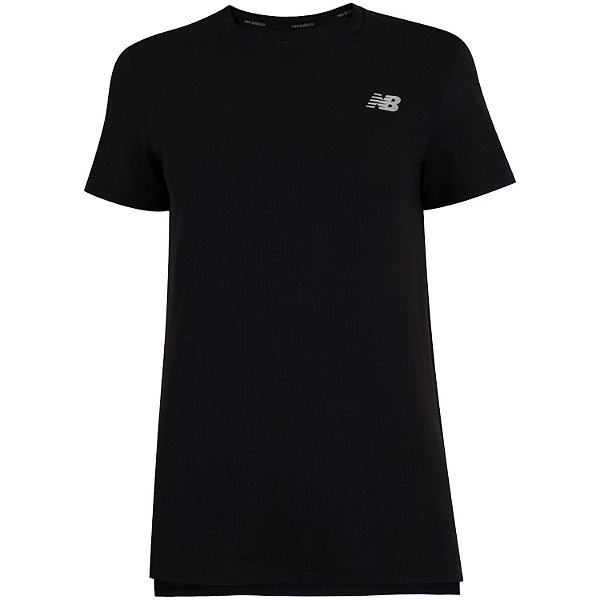 Camiseta New Balance Sport Essentials Feminina