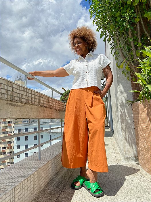 Calça Pantacourt Sisã - Ocre