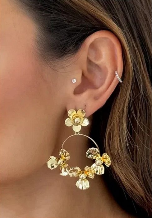 Brinco Flores Folheado a Ouro