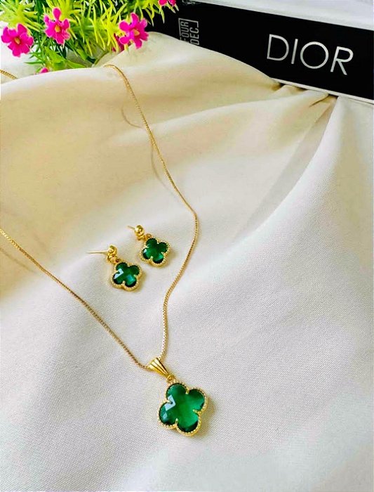 Conjuntinho Colar e Brinco Trevo Verde Folheado a Ouro