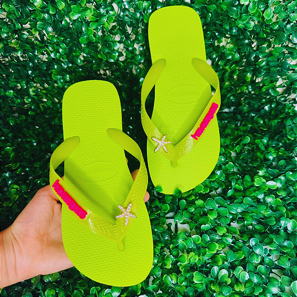 Chinelo Havaianas Decorado Top - Neon