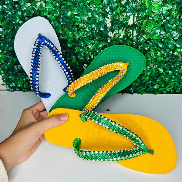 Chinelo Havaianas Decorado Top - Brazil 2026