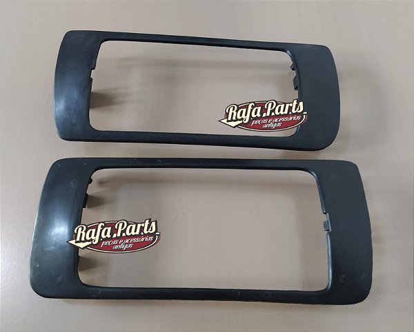 Par Aro Moldura Farol Auxiliar Milha Cibié - Ford Versailles