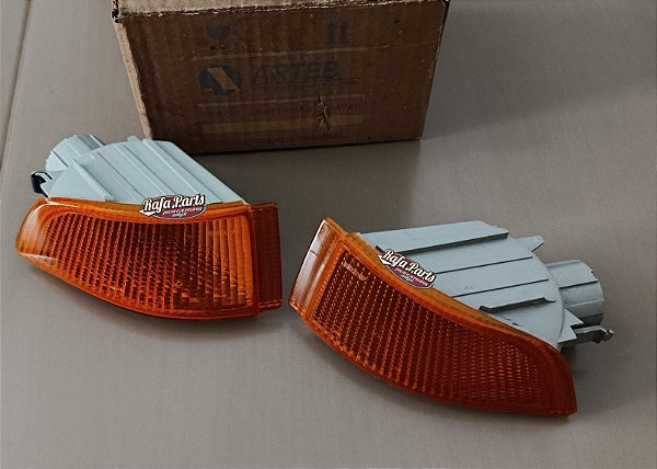 Par Lanterna Seta/Pisca Âmbar Arteb - Escort Xr3 93/96 Sapão