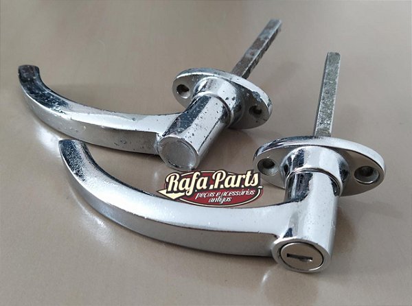Par Maçaneta Porta Externa Usada - Toyota Bandeirantes (Ler Anúncio)