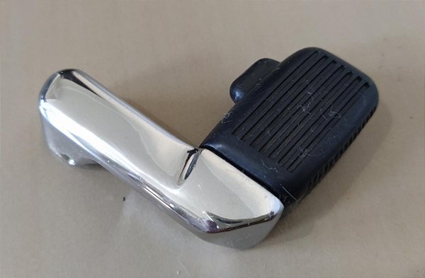 Trinco Quebra Vento Lado Direito Novo Original - Passat