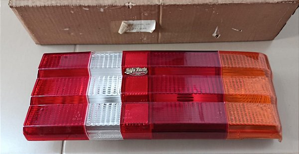 Lanterna Traseira Lado Direito Polimatic - Escort 84/86