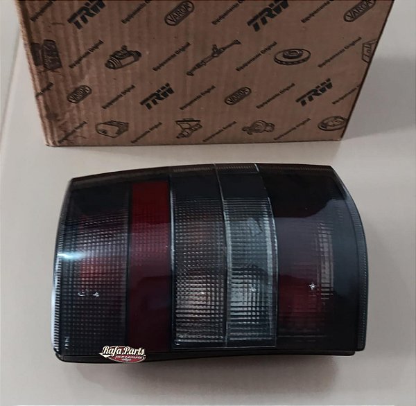 Lanterna Traseira Lado Direito Fumê Polimatic - Suprema