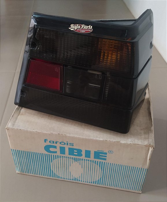 Lanterna Traseira Lado Direito Cibié Fumê - Caravan 91/92