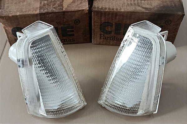 Par Lanterna Seta/Pisca Cristal Cibié - Chevette 83/93/Marajó/Chevy 500
