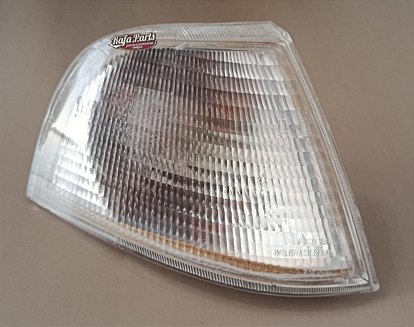 Lanterna Seta/Pisca Lado Direito Arteb C/ Logo GM - Monza 91/96 Tubarão (Cristal)