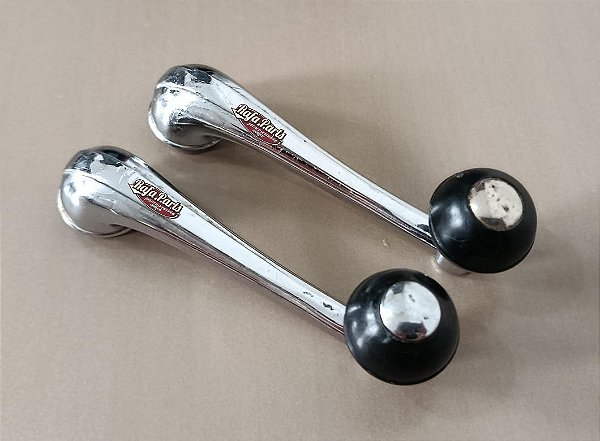 Par Manivela Vidro Original Arteb Usado Preto - Belcar/Vemaguet