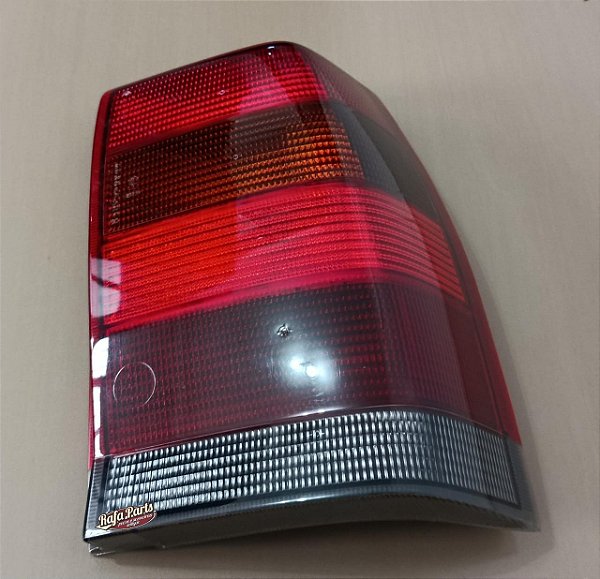 Lanterna Traseira Lado Direito Swf Germany - Ômega