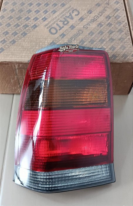 Lanterna Traseira Lado Esquerdo Carto C/ Logo GM - Ômega