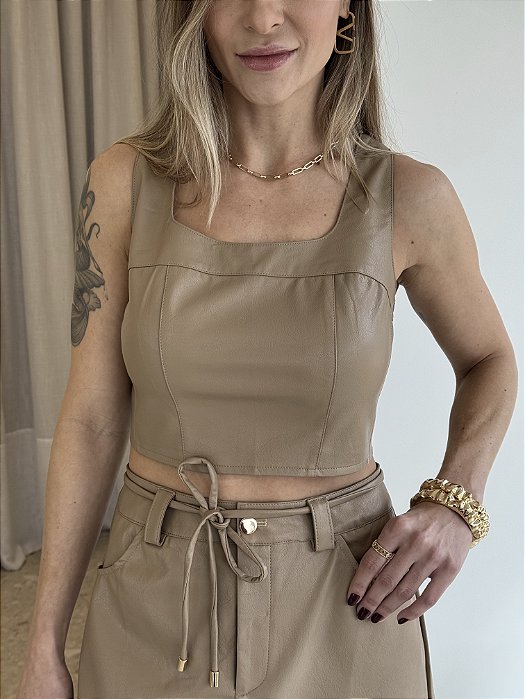 Cropped Courino Hellen