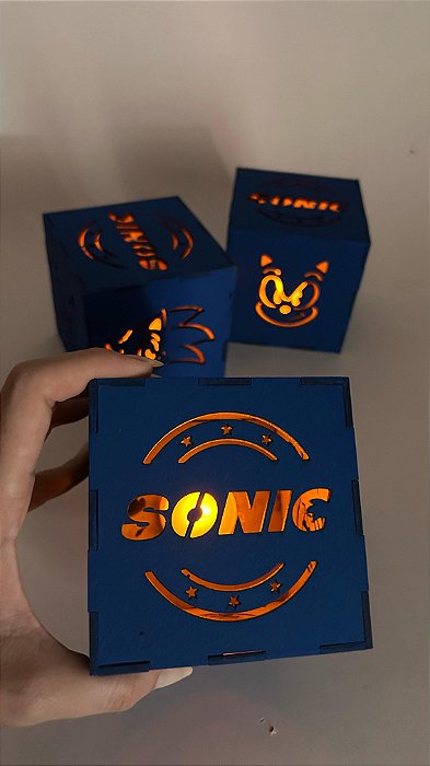 Luminária lembrancinha ou centro de mesa em MDF Sonic