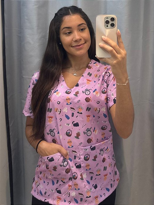 Blusa Estampada Cuidador de idosos rosa