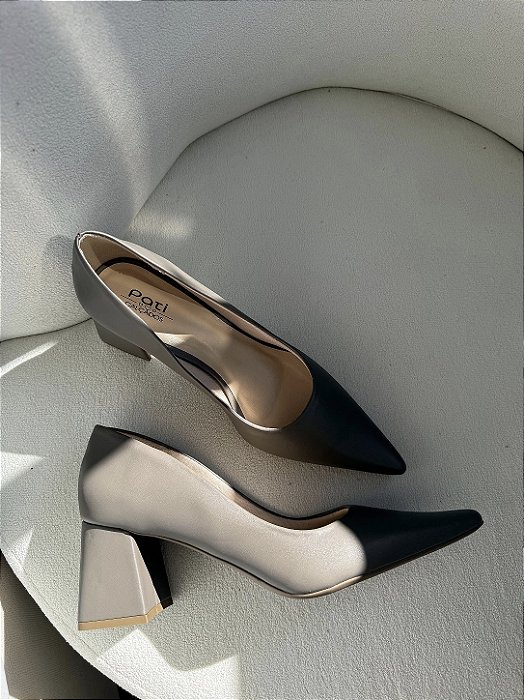 Scarpin Mavie cinza