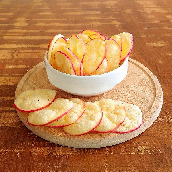 Snack de Queijo Provolone ao Vinho