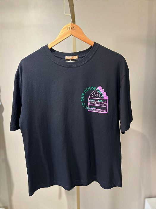 T Shirt Cake
