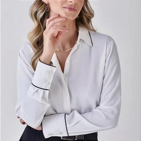 Camisa Feminina Com Filete Preto Gelasia
