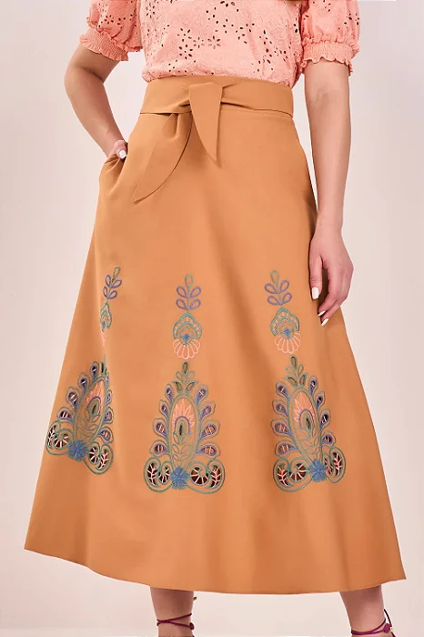 Saia Viscose Bordado Richelieu