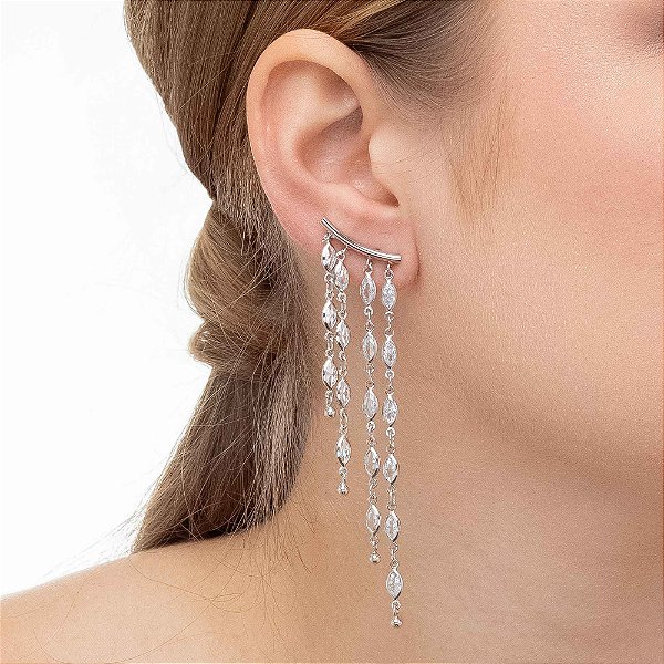 Brinco Earcuff com Trio Oval de Ponto de Luz