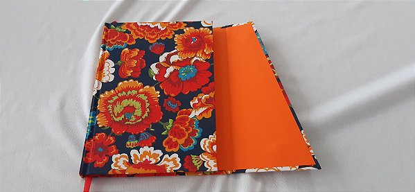 Caderno Floral Colorido - Fecho com Imã
