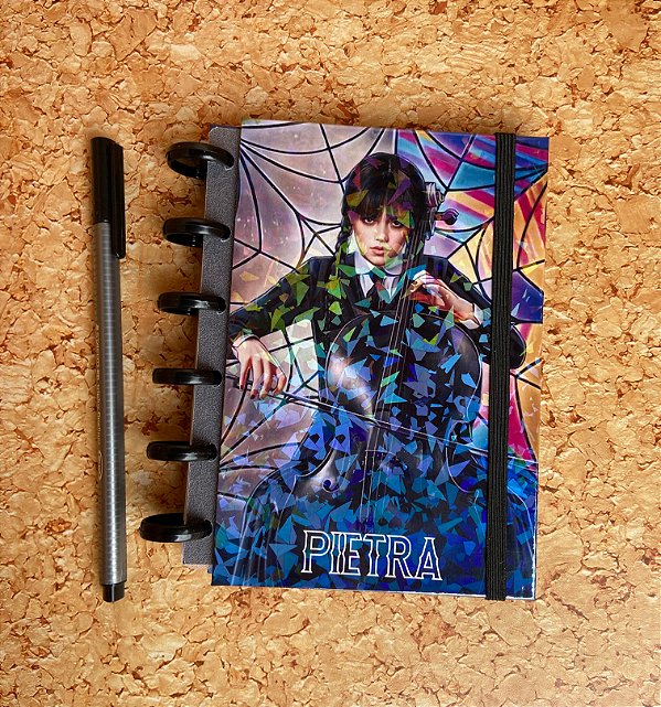 Caderno de Disco Personalizado Wandinha