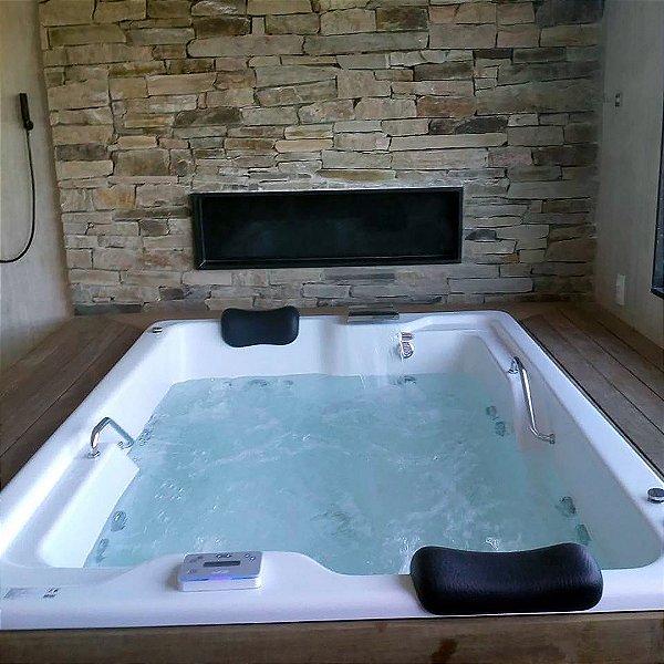 SPA TOPCRIL RETANGULAR 195 x 151 x 64 CM STANDARD P/ 2 PESSOAS OURO FINO