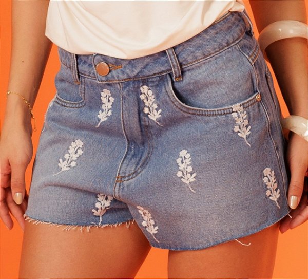Short bordado Júlia