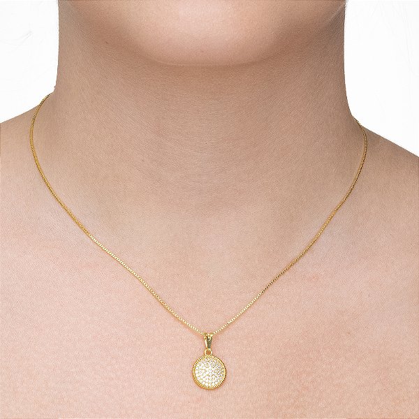 Colar Medalha Redonda com Zircônias folheado  a ouro